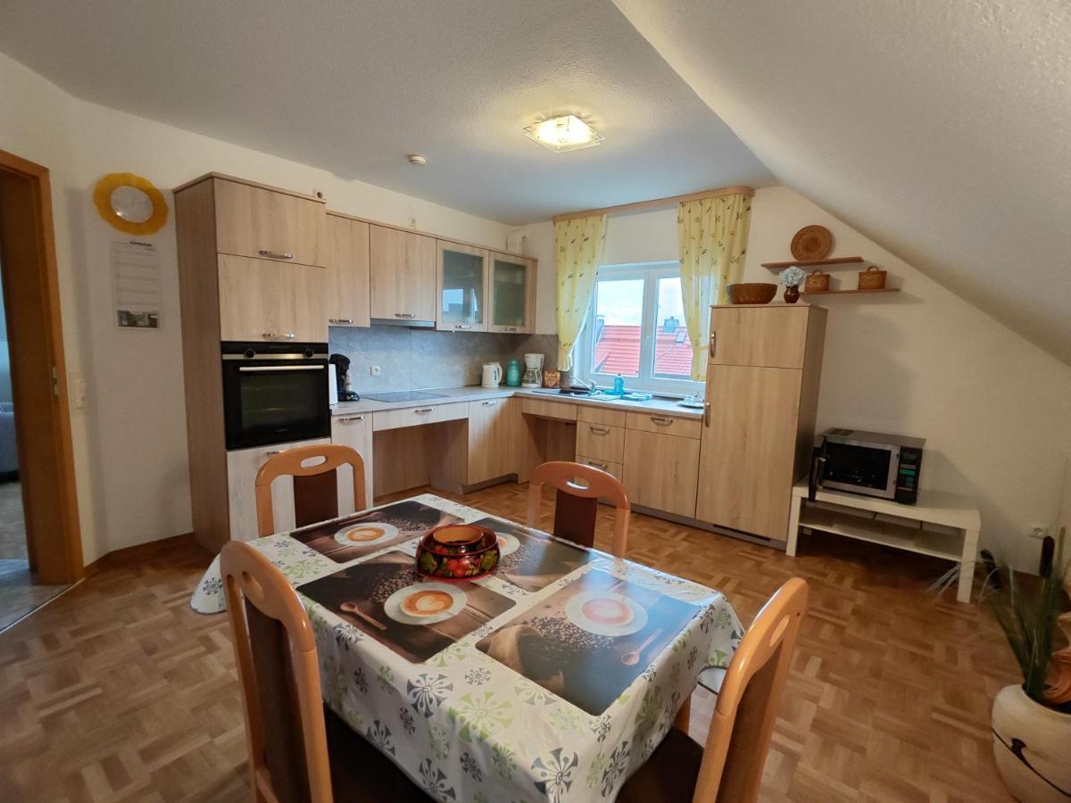 Apartment Mit Blick Auf Herkules Mit Parkplatz Kassel Zewnętrze zdjęcie